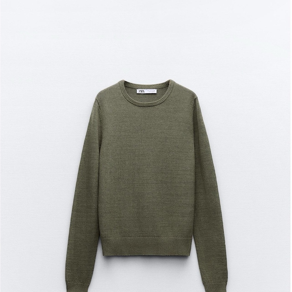 Zara Women’s Khaki Crewneck Sweater